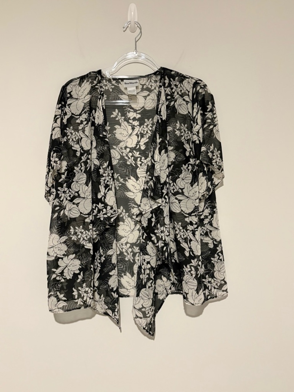 Bon Worth Floral Sheer Kimono cardigan Black & White medium‎